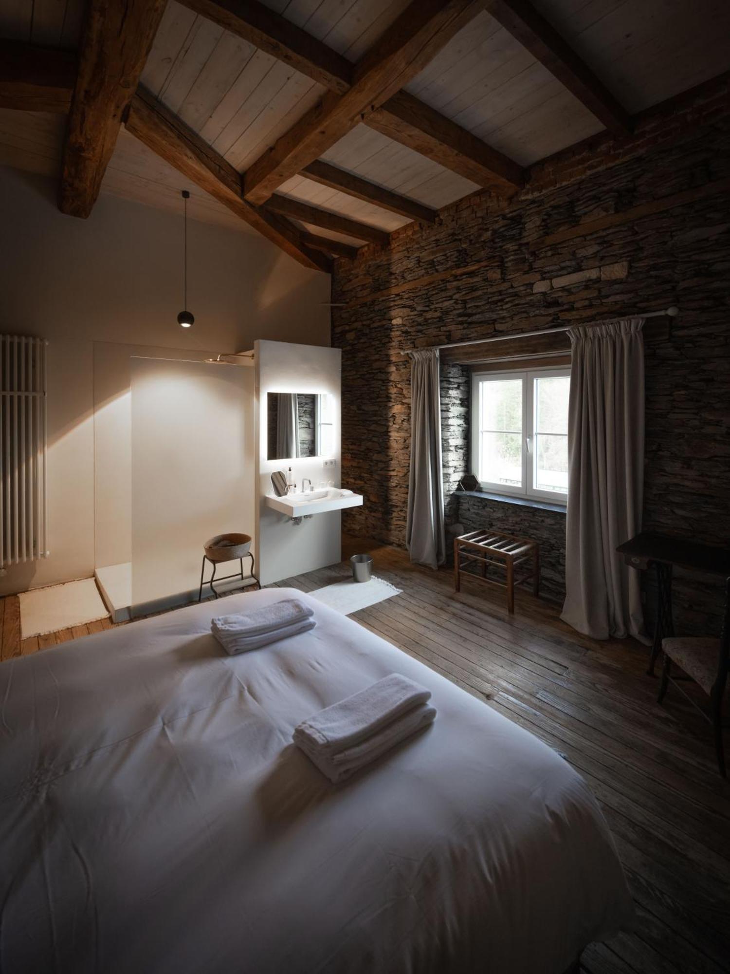 Chateau Du Pont D'Oye Habay-la-Neuve 外观 照片